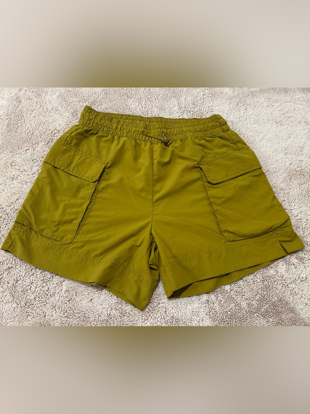Old Navy Olive Women’s Quick Dry Utility Shorts